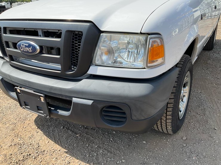2011-ford-ranger-image-13