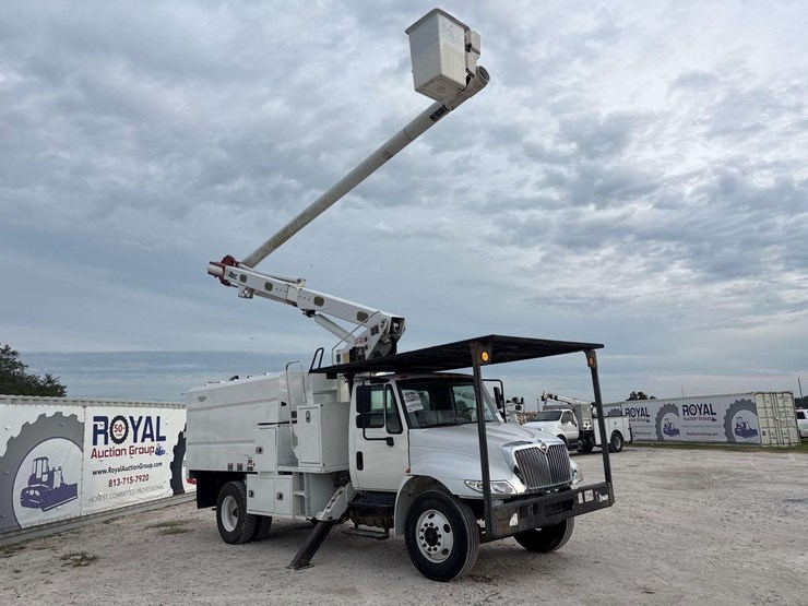 2018-international-durastar-4300-image-2