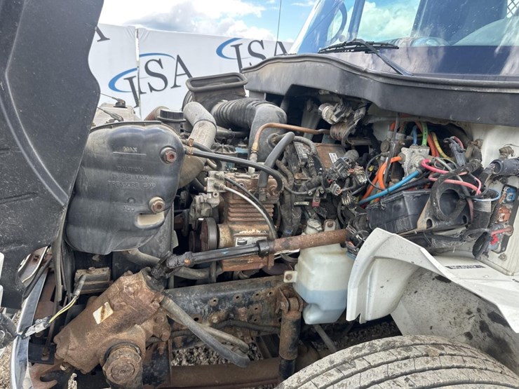 2005-international-durastar-4200-image-21
