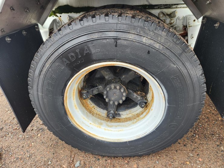 #1647-•-1976-gmc-fuel-truck-image-67