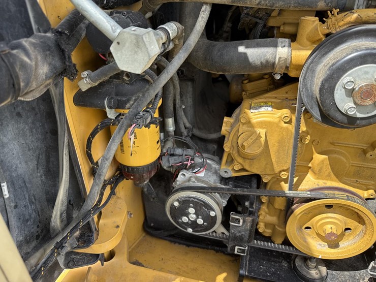 caterpillar-299d3-image-37