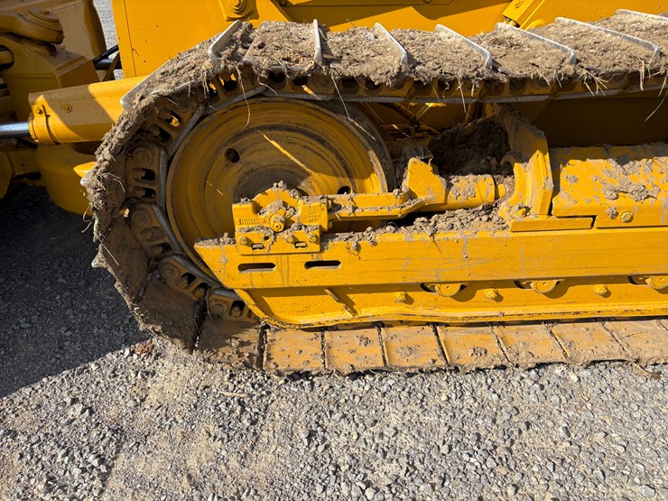 deere-550g-lt-image-12