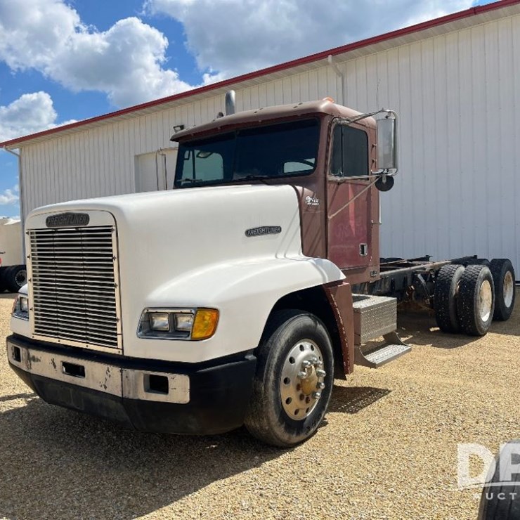 1991 Freightliner Truck (JN2955, Unit 758)