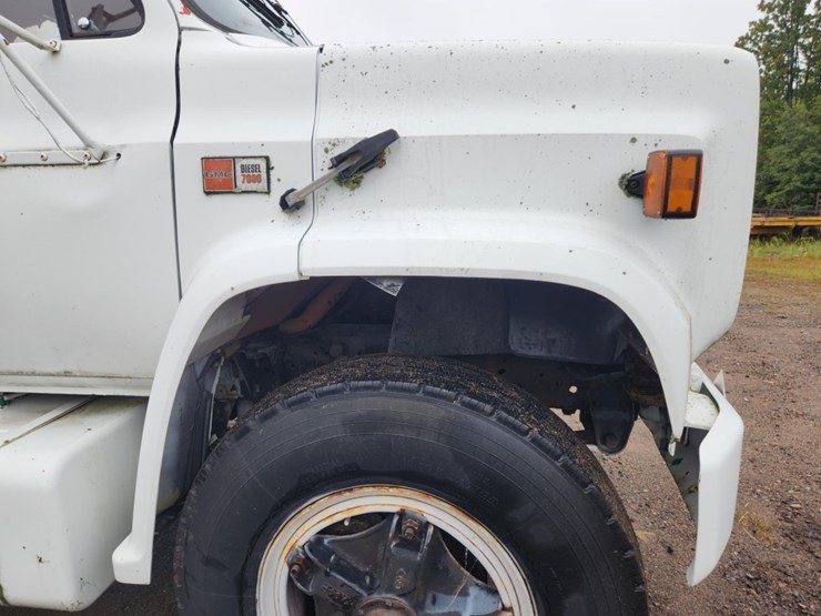 #1647-•-1976-gmc-fuel-truck-image-27