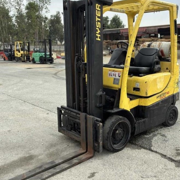 2005 HYSTER S50FT