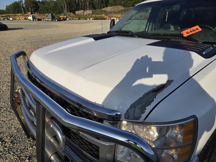 2012-chevrolet-silverado-2500-image-12