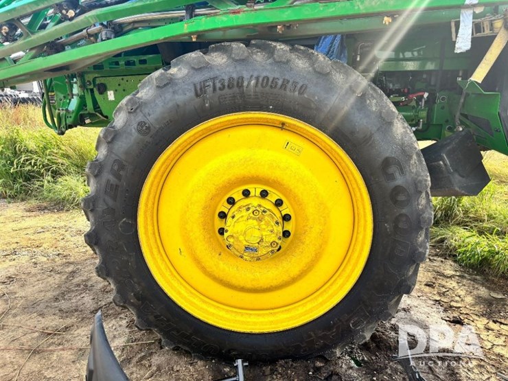 2025-john-deere-616r-image-35