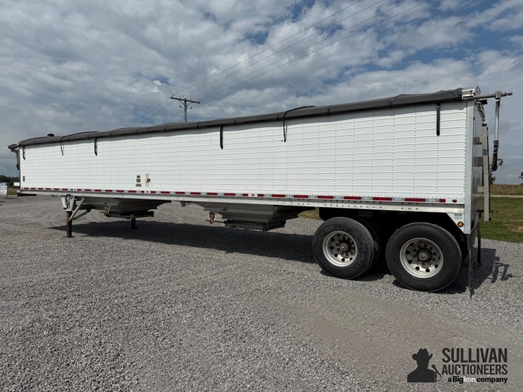 2014-wilson-grain-trailer-image-7