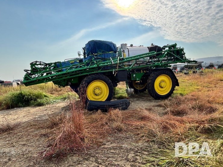 2025-john-deere-616r-image-15