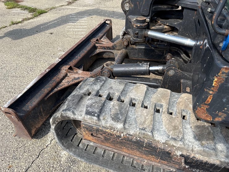 2017-bobcat-e85-image-16