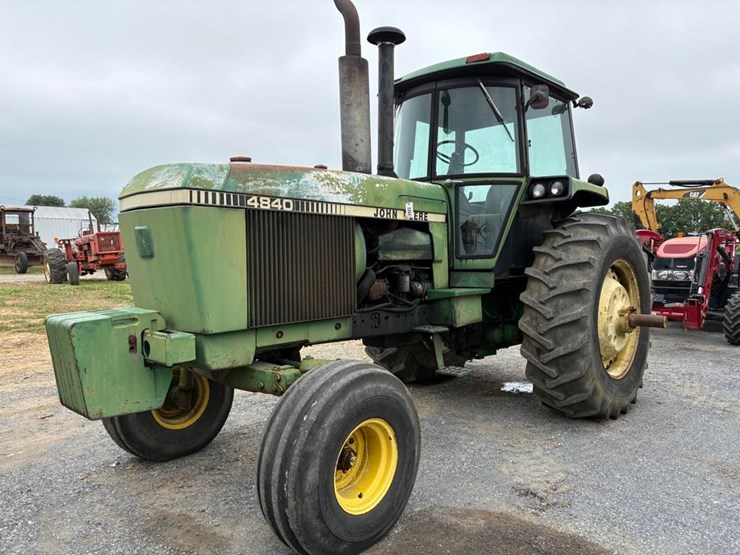 john-deere-4840-image-1