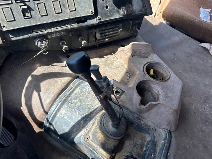 #32159-•-1984-international-co9670-sleeper-truck-tractor-vin:-1hsrdjwr0ehb13117-image-56