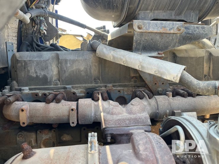 2013-kenworth-t660-image-94
