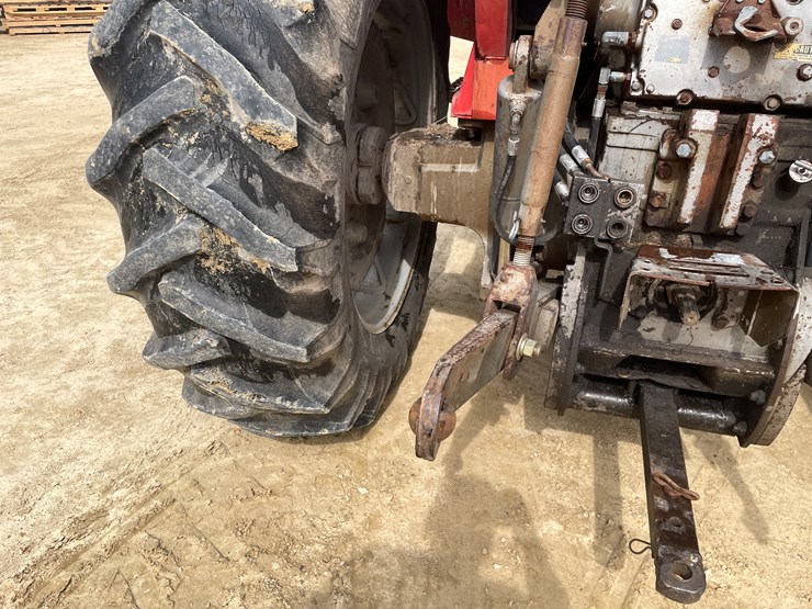 massey-ferguson-2705-image-46