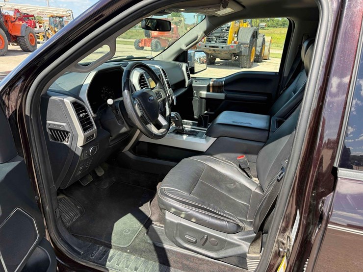 2020-ford-f150-lariat-image-15