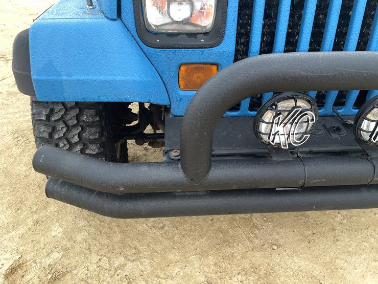 1990-jeep-wrangler-image-66