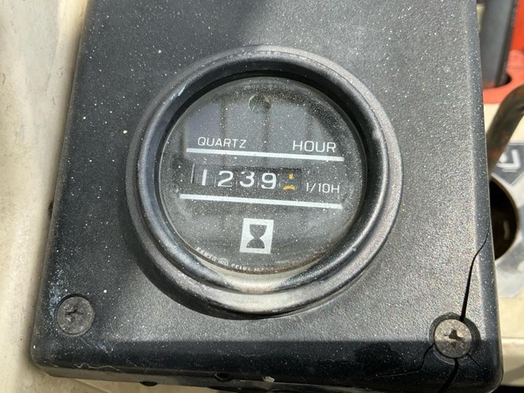 1994-nissan-kph02a25pv-image-45