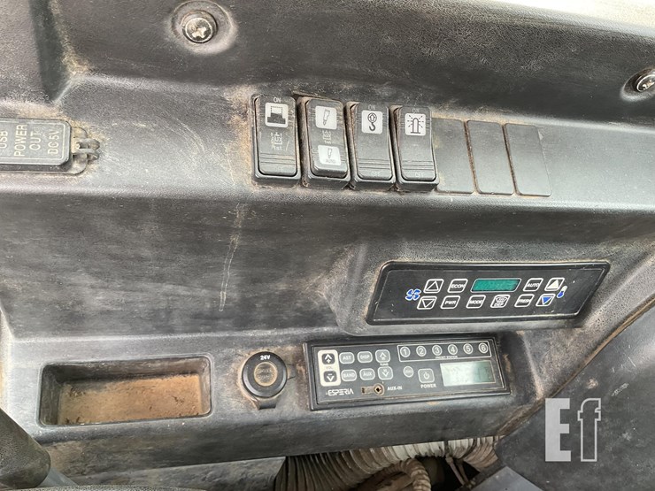 2019-takeuchi-tb2150-image-20