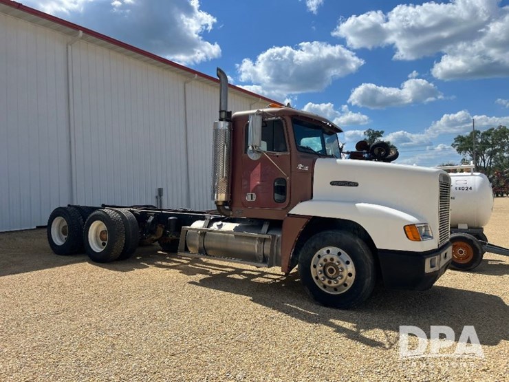 1991-freightliner-truck-(jn2955,-unit-758)-image-6