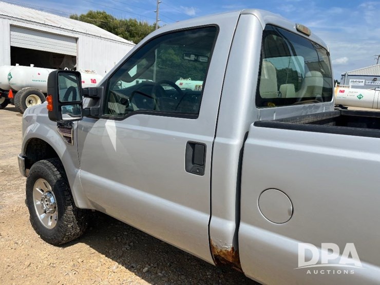 2008-ford-f350-xlt-image-40