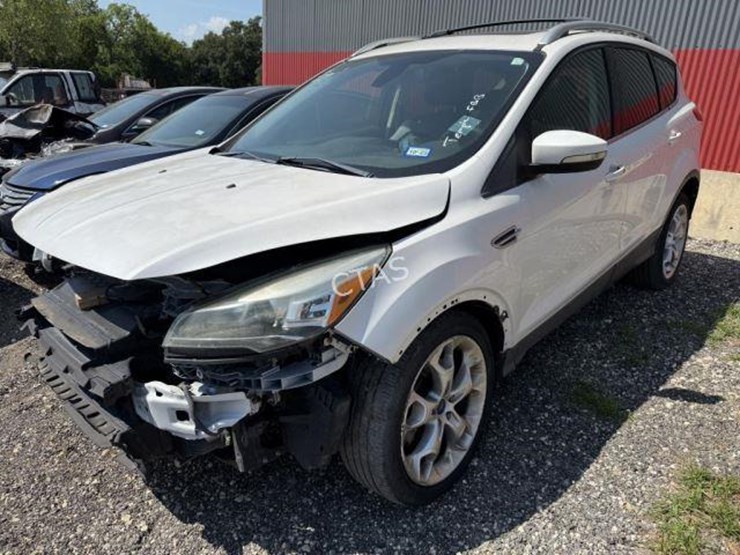 2013-ford-escape-titanium-image-1