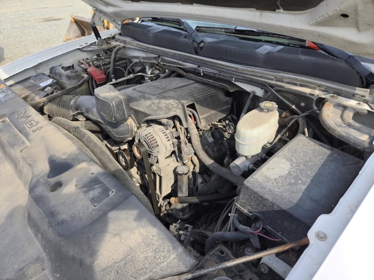 2013-chevrolet-2500hd-image-52