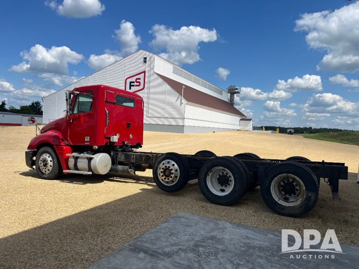 2007-freightliner-columbia-truck-(jn2954,-unit-2158)-image-15