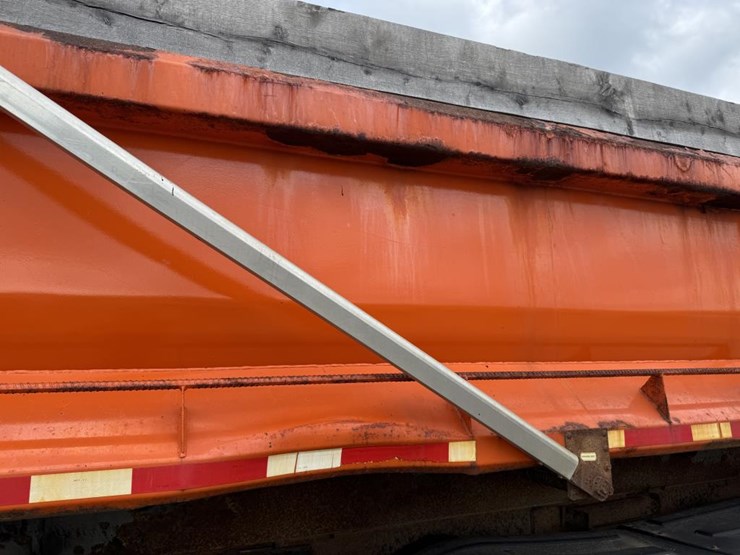 #1084-•-2006-sterling-tandem-axle-patrol-truck-image-15