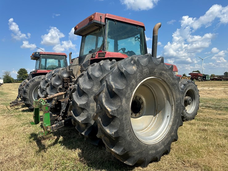 #32185-•-1995-case-international-7250-mfwd-tractor-jja0056887-image-3