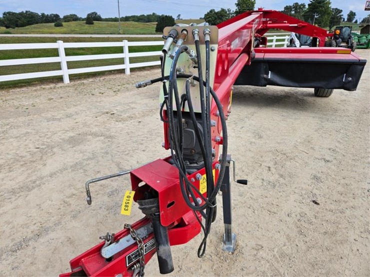 massey-ferguson-1393-image-11