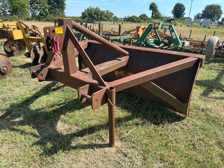 #32166-•-allen-manufacturing-7'-levee-butt-blade-image-1
