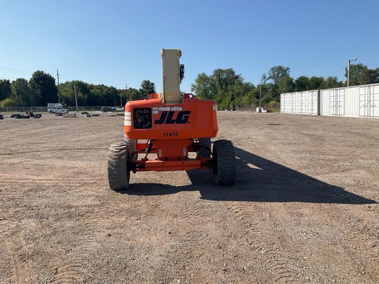 2010-jlg-m600jp-image-6