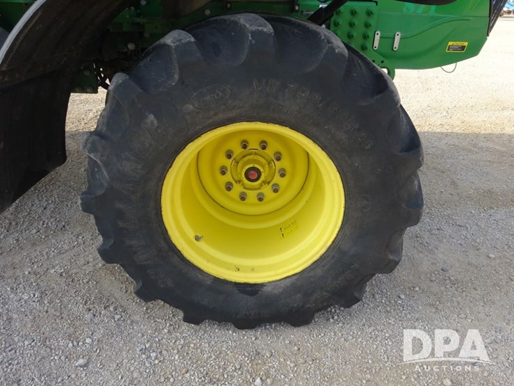 2019-john-deere-f4365-image-41