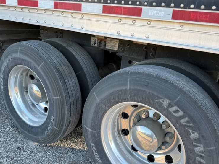 2020-wilson-grain-trailer-image-9