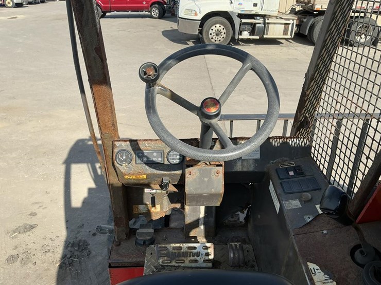 #2123-•-manitou-manitransite-tmt-55ht-fork-lift-image-32