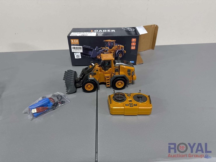 top-rc-9-channel-wheel-loader-image-6