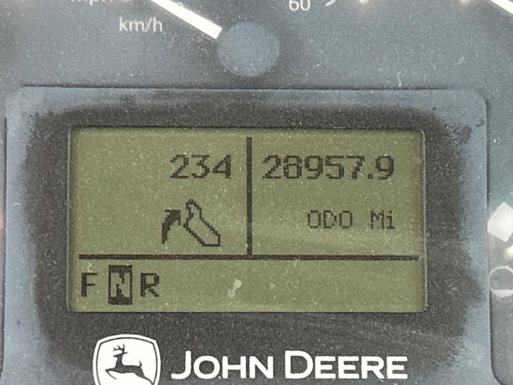 2014-deere-460e-image-48