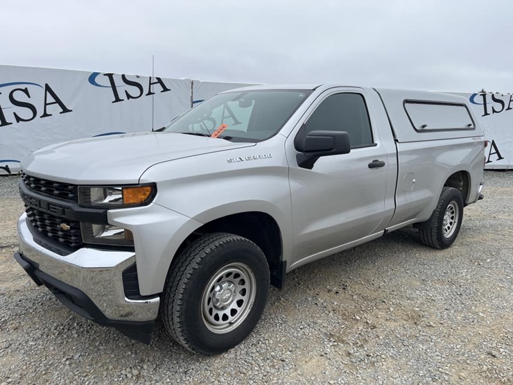 2020-chevrolet-silverado-1500-image-1