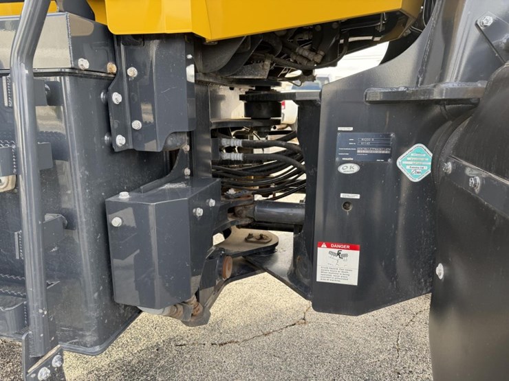 2021-komatsu-wa200-8-image-30