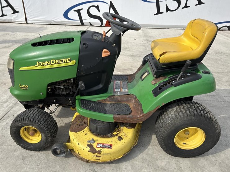 john-deere-l100-image-2