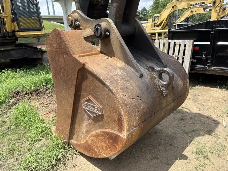 2015-komatsu-pc490-lc-11-image-10
