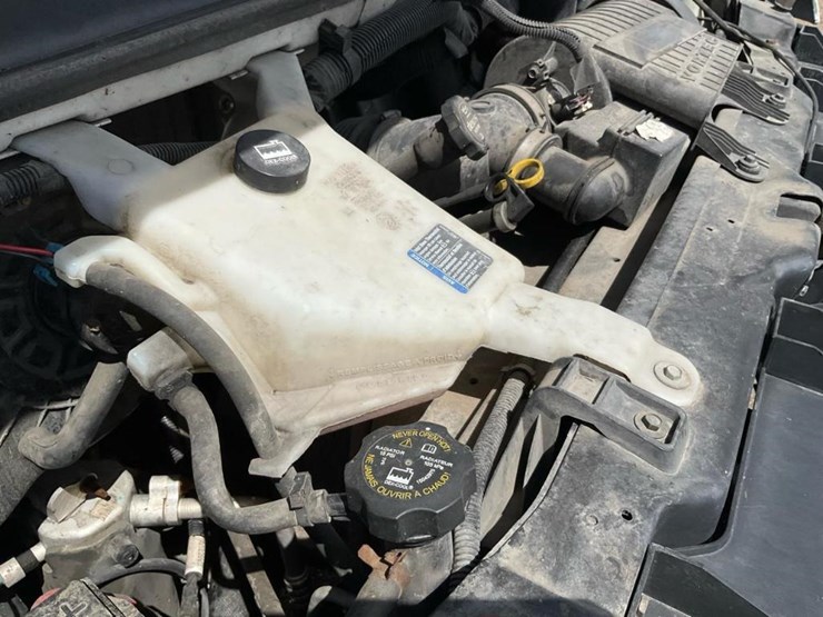 2013-chevrolet-express-g2500-image-41
