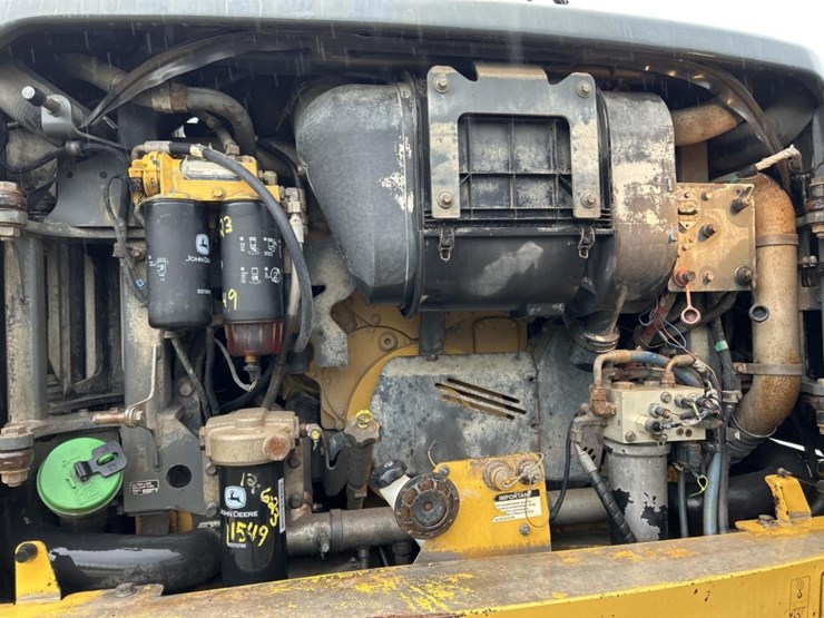 2014-deere-460e-image-29