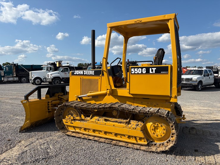 deere-550g-lt-image-6