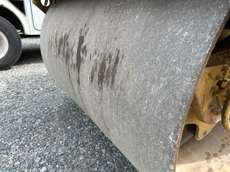 caterpillar-cb54-image-57