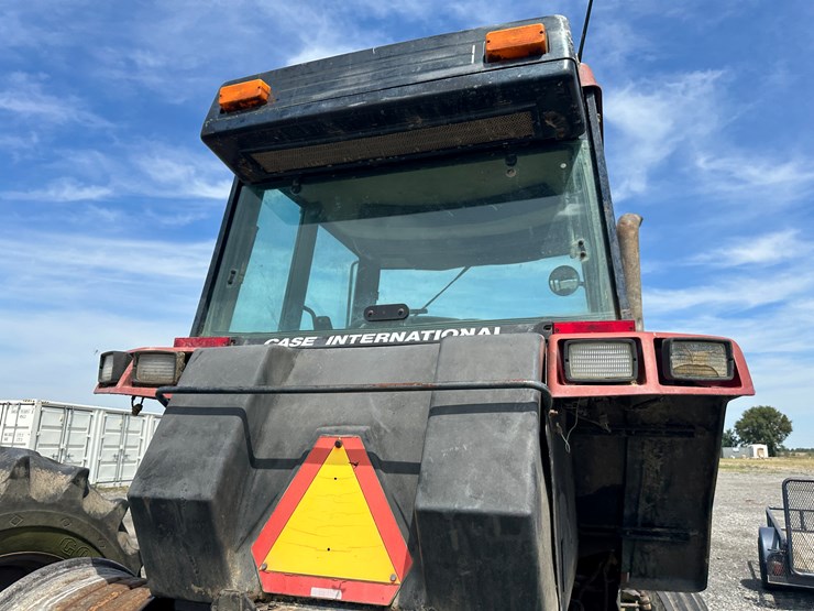 #32184-•-inop-case-international-7140-tractor-image-37