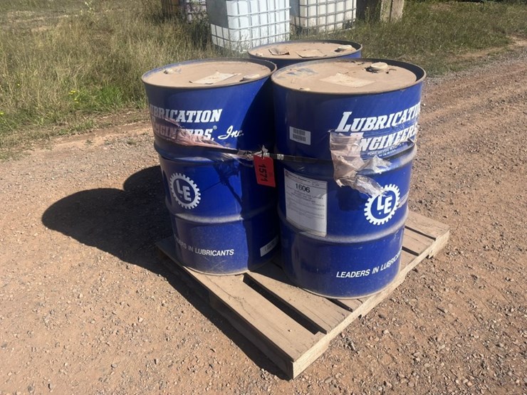 #1571-•-(3)-oil-barrels-image-1