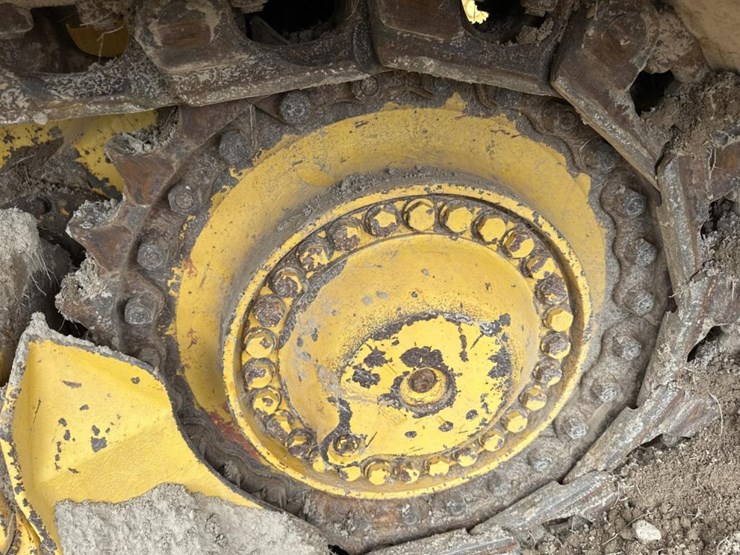 2014-komatsu-d65px-17-image-60