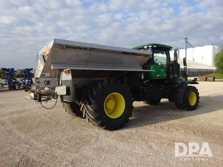 2019-john-deere-f4365-image-17