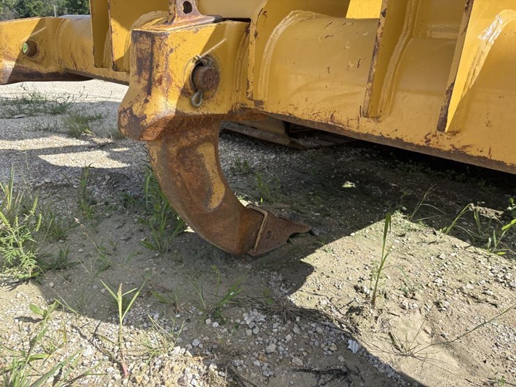 2018-caterpillar-d6t-lgp-image-57